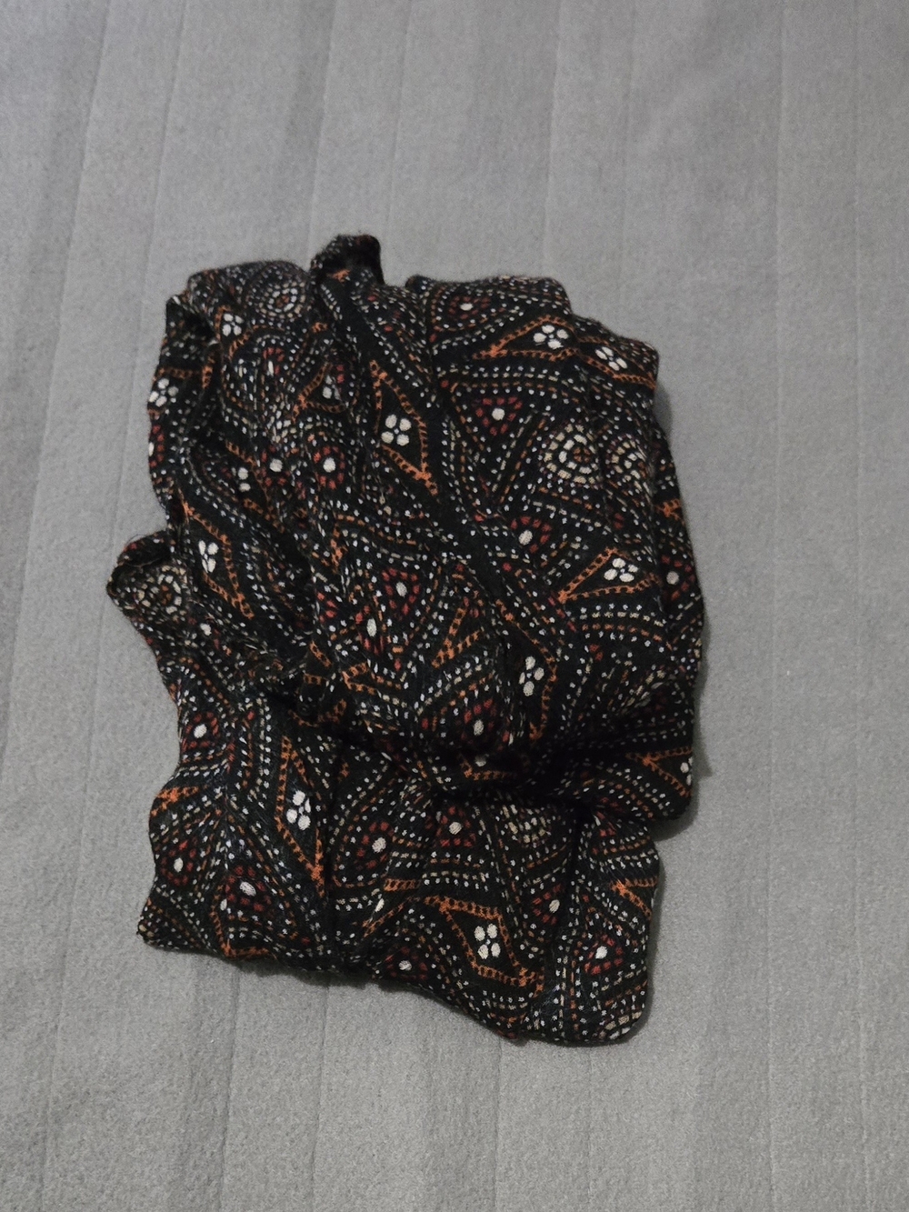 Boho Geometric Print Infinity Scarf Black Orange Burgundy Lightweight